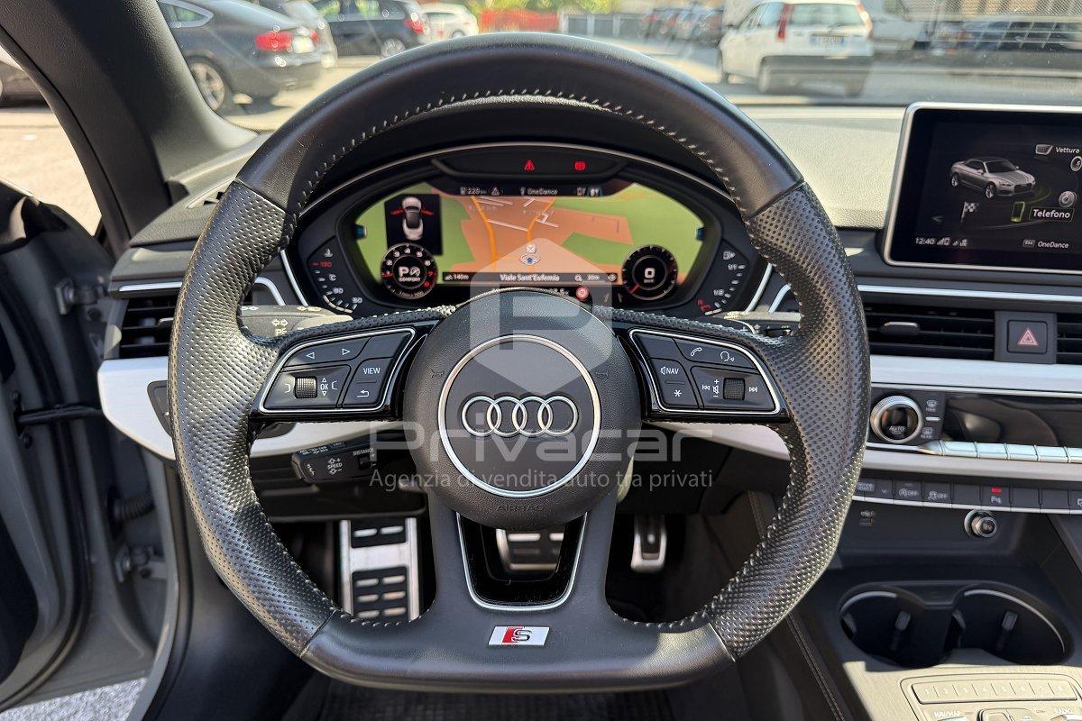 AUDI A5 Cabrio 45 TFSI S tronic Sport