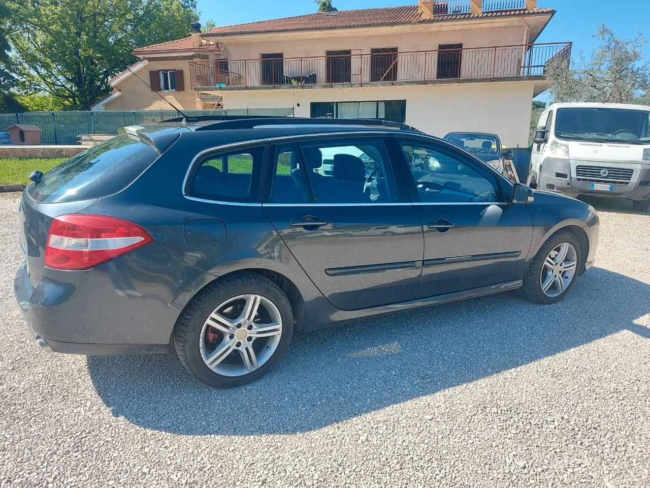 Renault Laguna 2.0 dCi 150CV SporTour 4Control