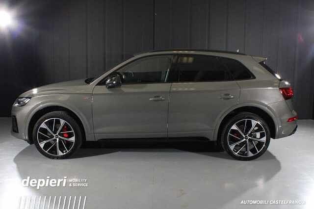 Audi Q5 40 TDI quattro S tronic Identity Black -MHEV