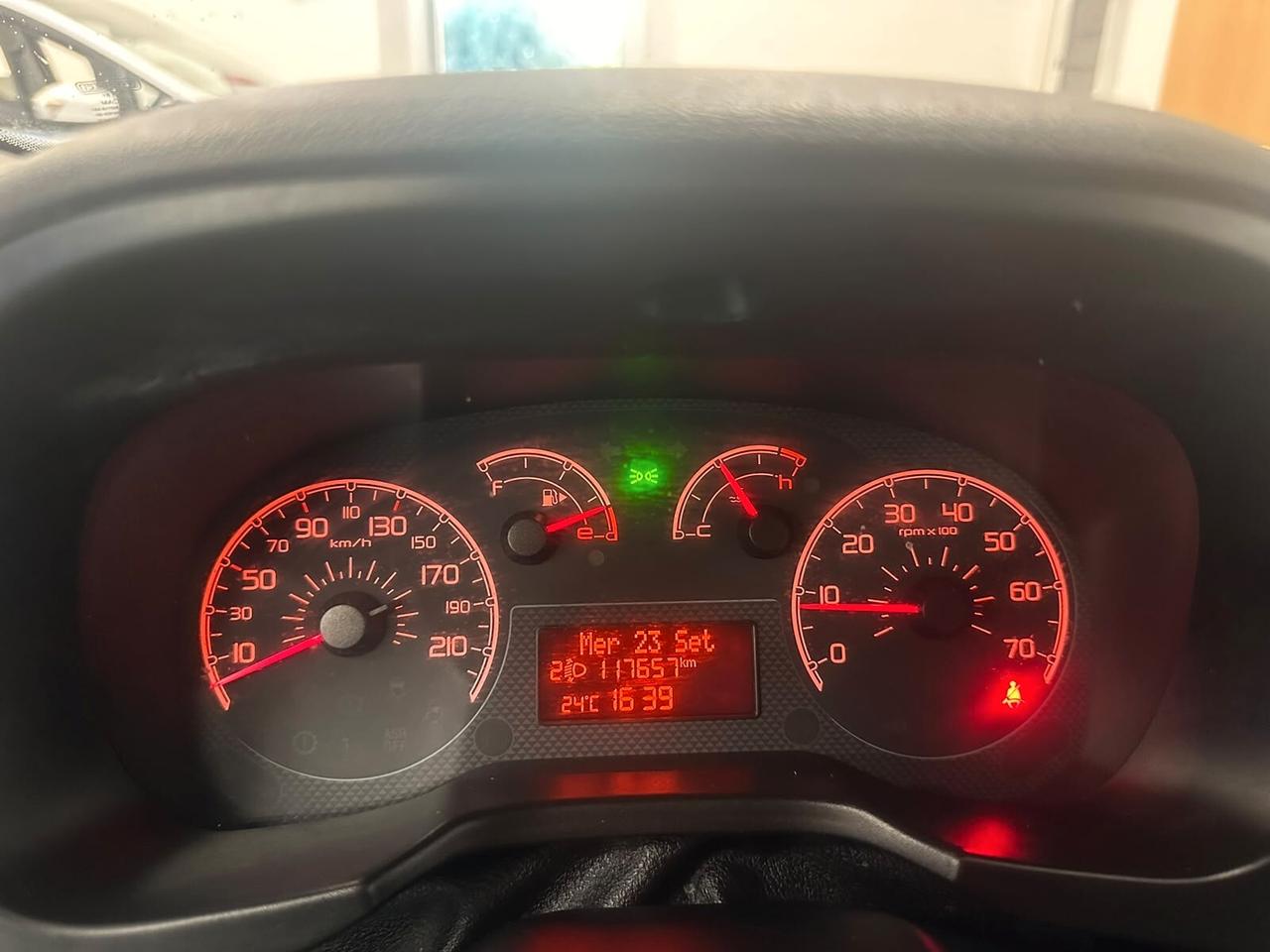Fiat Qubo 1.3 MJT 95 CV Trekking