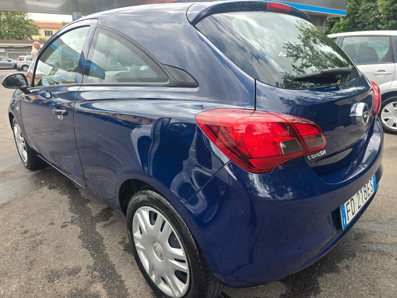Opel Corsa 1.4 90CV GPL Tech Coupé b-Color