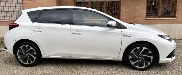 TOYOTA Auris 1.8 Hybrid Lounge Automatica GARANZIA