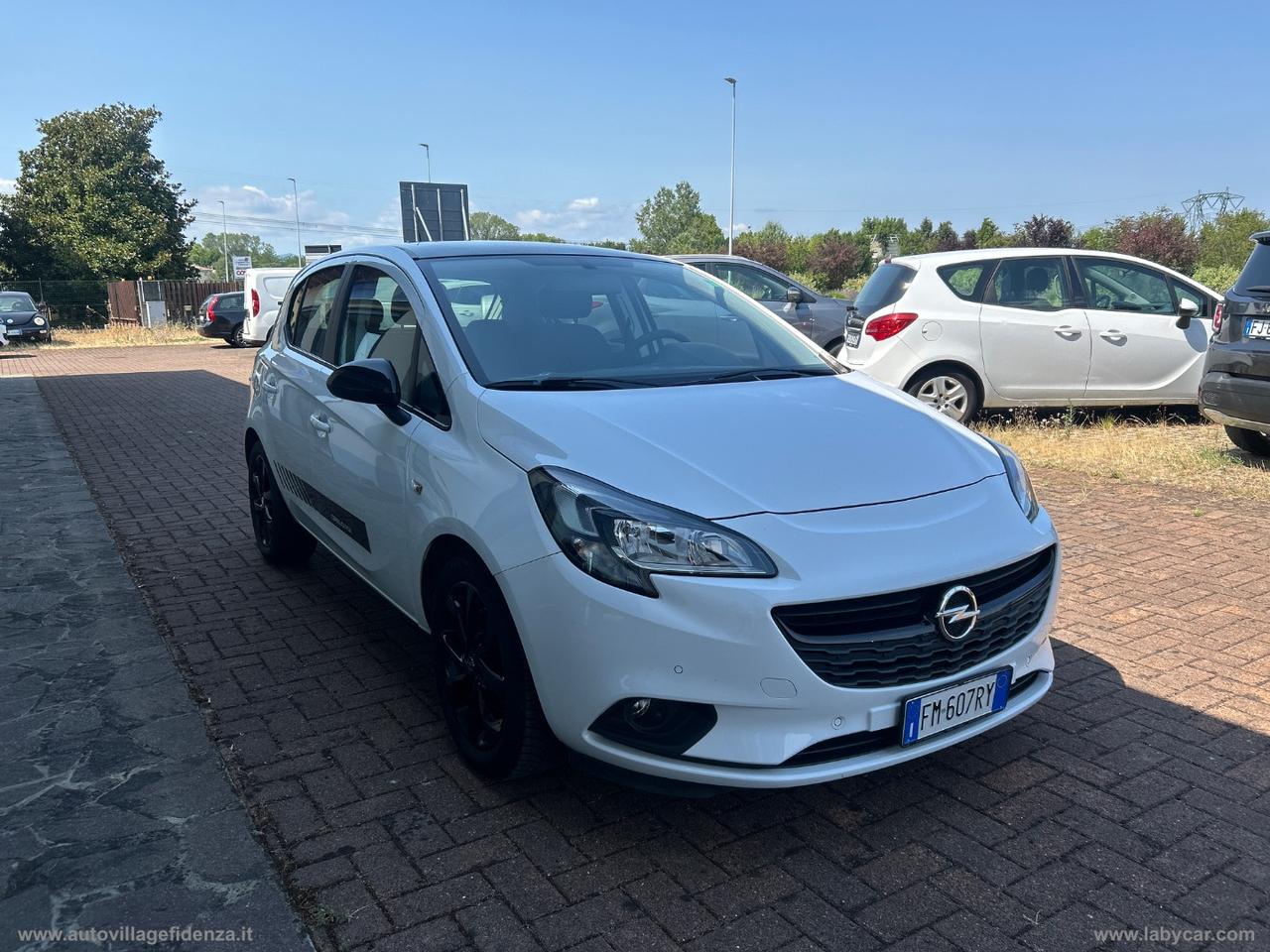 OPEL Corsa 1.3 CDTI 5p. b-Color