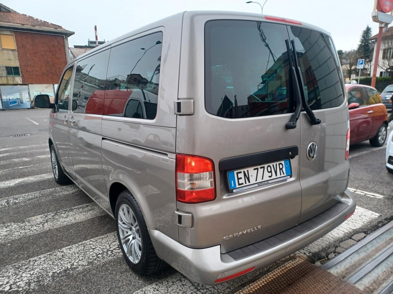 T5 CARAVELLE 2.0 TDI DSG 180 hp