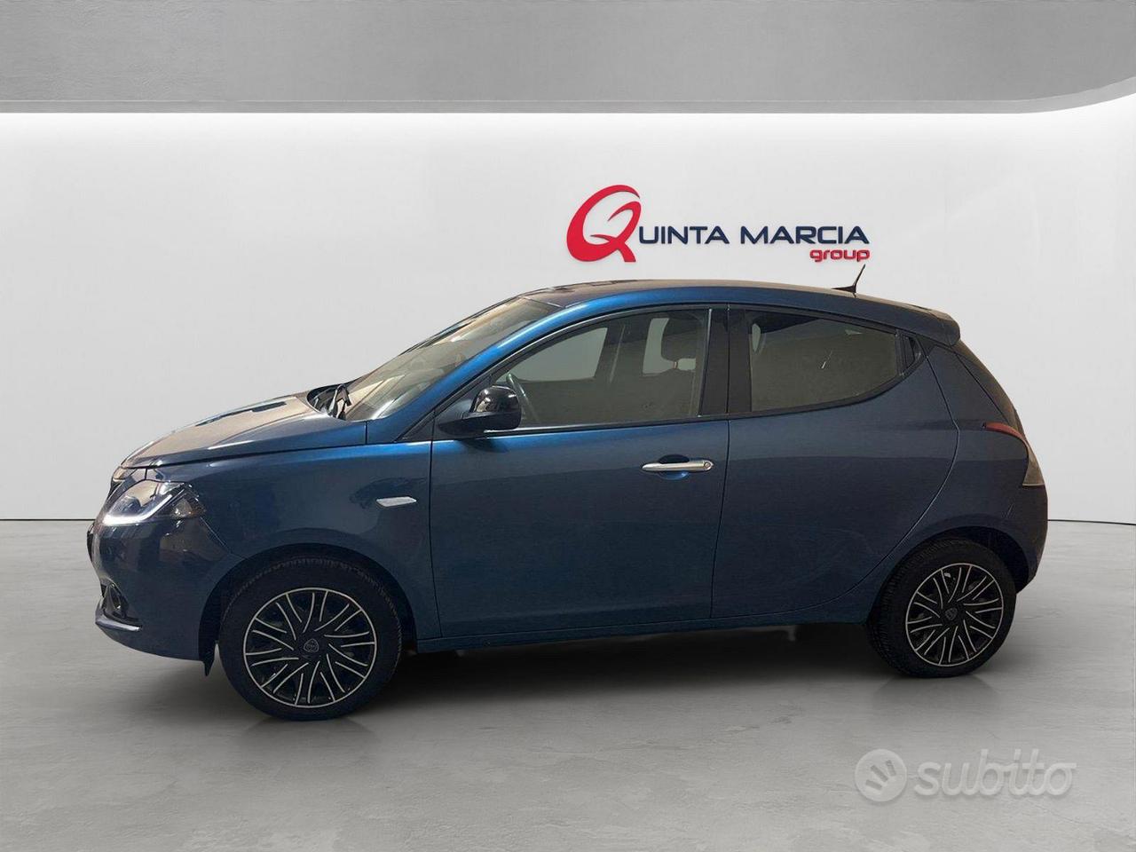 Lancia Ypsilon 1.0 FIREFLY HYBRID - UCONNECT TOUCH