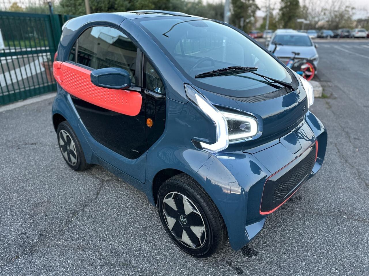 Xev Yoyo Elettrica Patente A1 Microcar