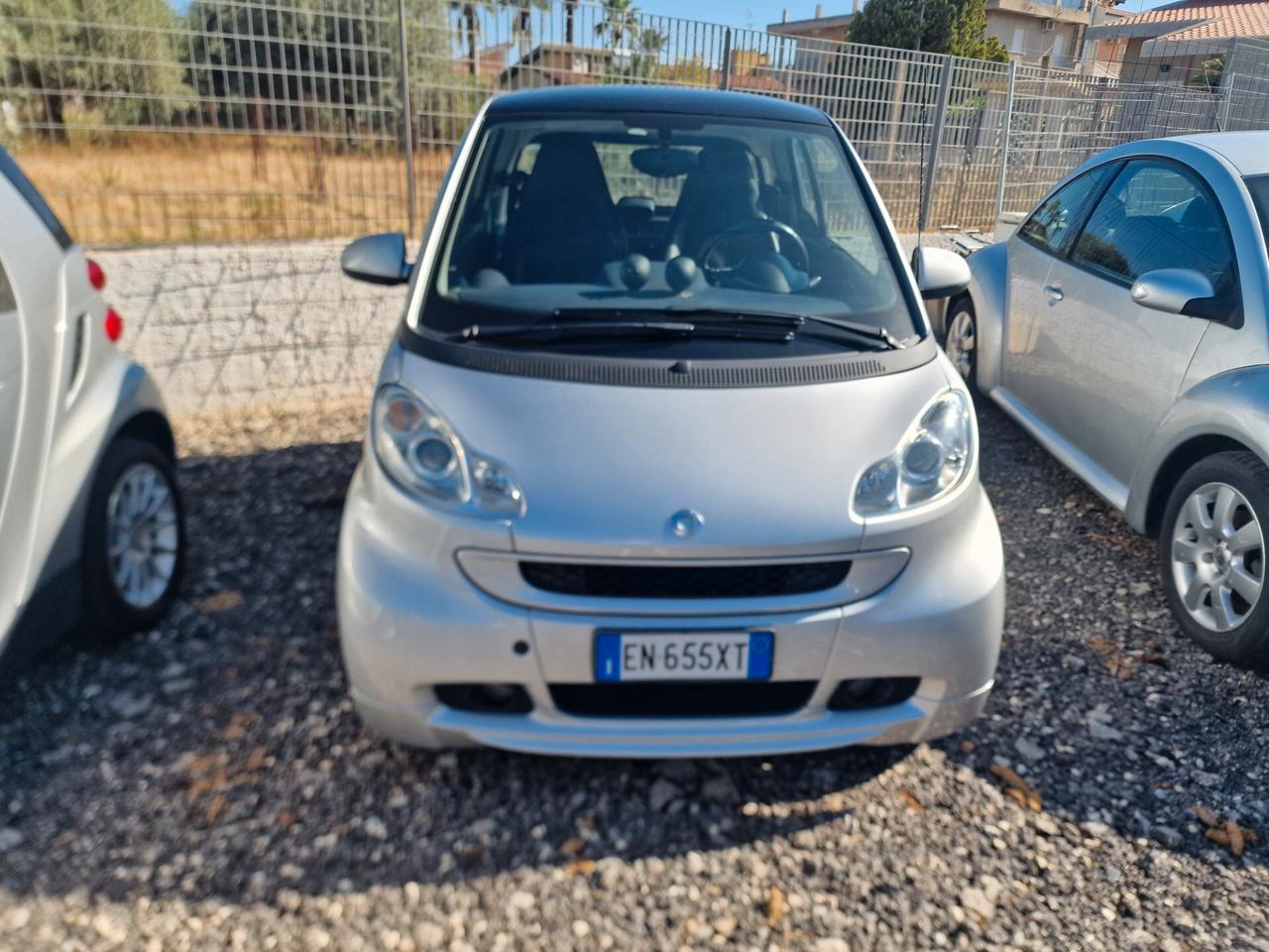 Smart ForTwo 1000 52 kW coupé limited one