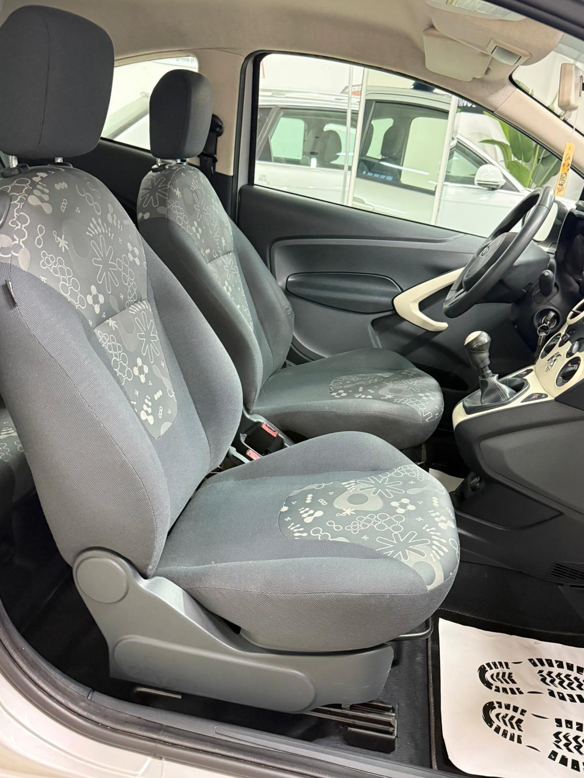 Ford Ka Ka+ 1.2 8V 69CV Titanium