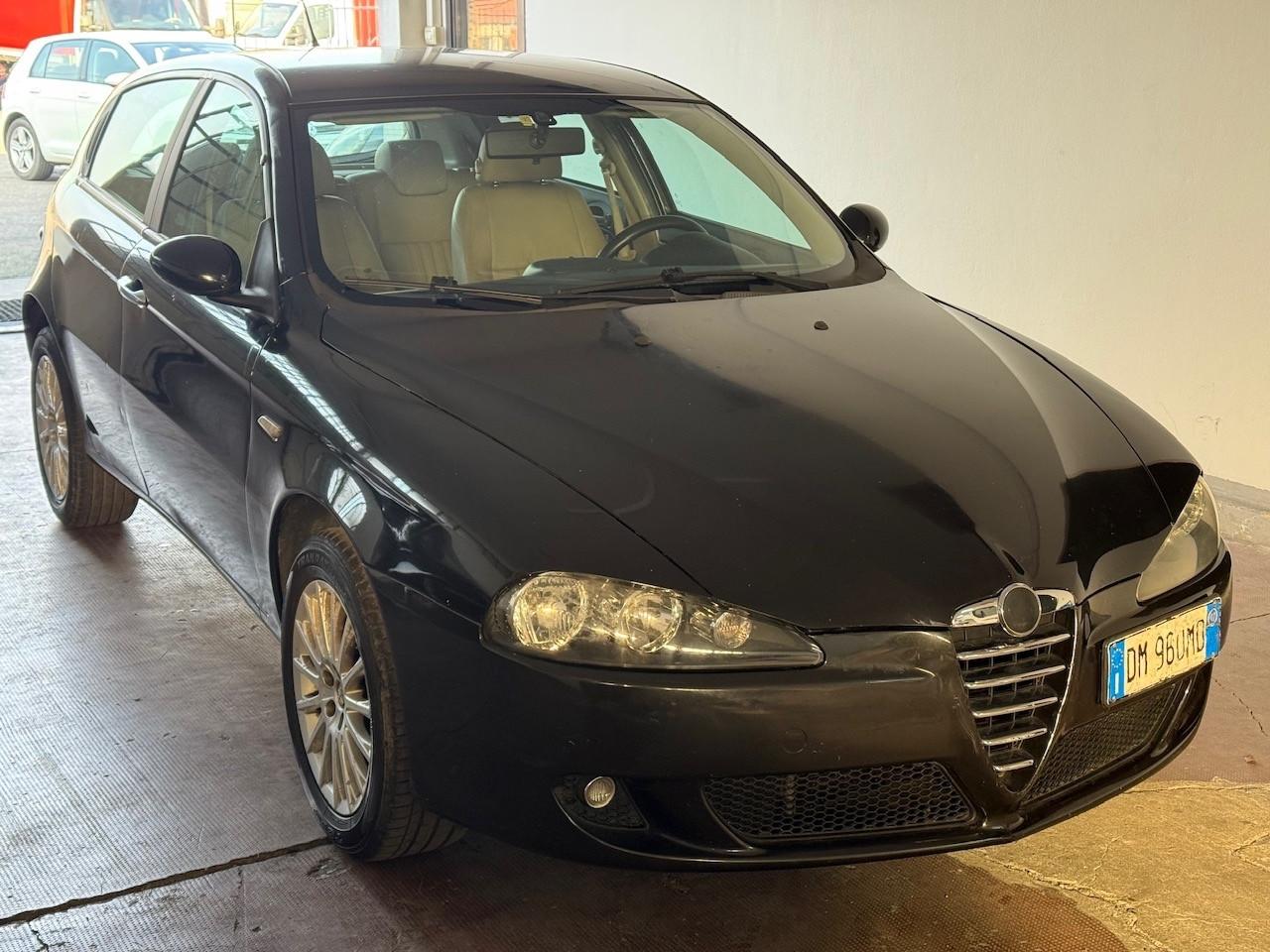 Alfa Romeo 147 1.9 JTD M-JET 16V 5 porte Exclusive