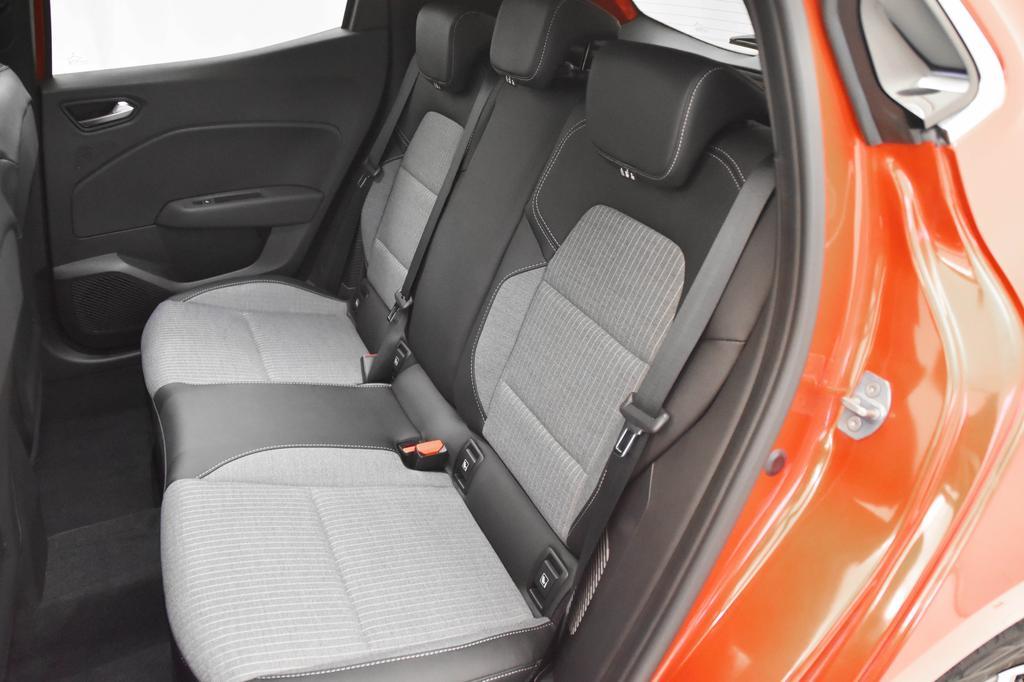 Renault Clio 1.6 E-Tech full hybrid Techno