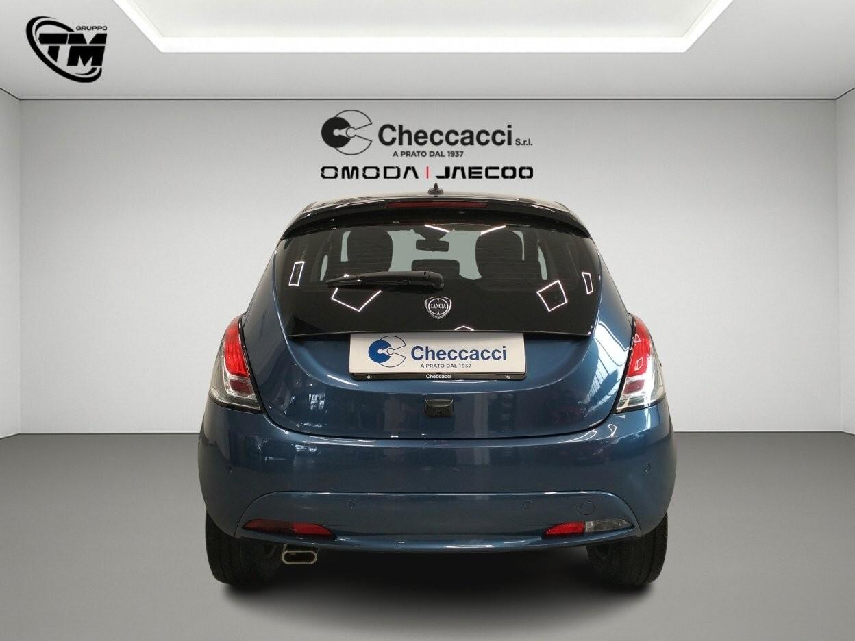 Lancia Ypsilon 1.0 firefly hybrid Gold Plus s
