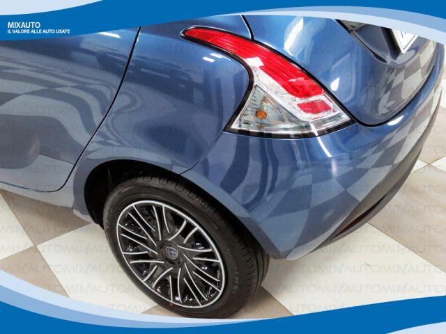 LANCIA Ypsilon Hybrid 1.0 FireFly 70cv 5 Porte Gold EU6 KM Ø