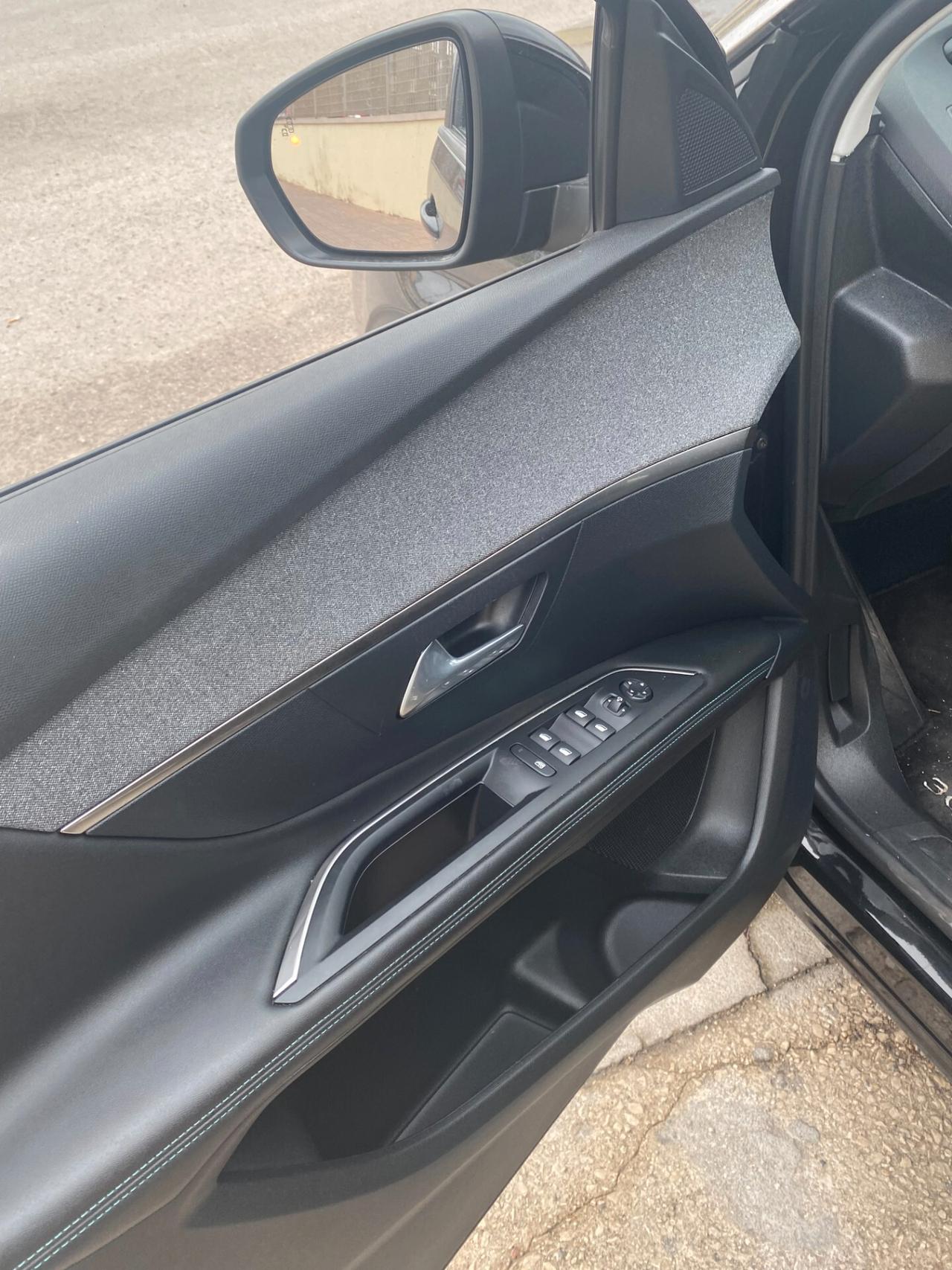 Peugeot 3008 DIESEL 130CV AUTOMATICA COME NUOVA 85MILA KM