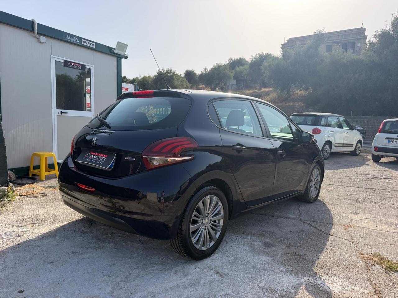 Peugeot 208 BlueHDi 75 3 porte Allure