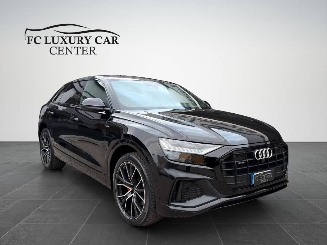 Audi Q8 50 3.0 286CV S LINE PELLE VALCONE TETTO CAMERA 360