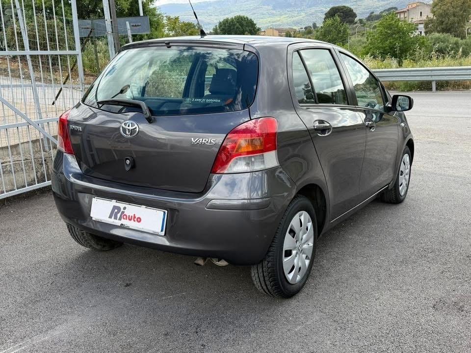 Toyota Yaris 1.4 D-4D 90 cv 5 porte Sol