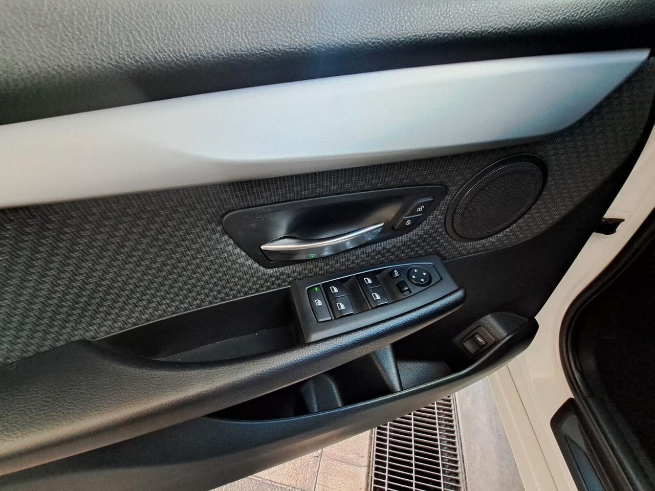 Bmw 2er Active Tourer 214d