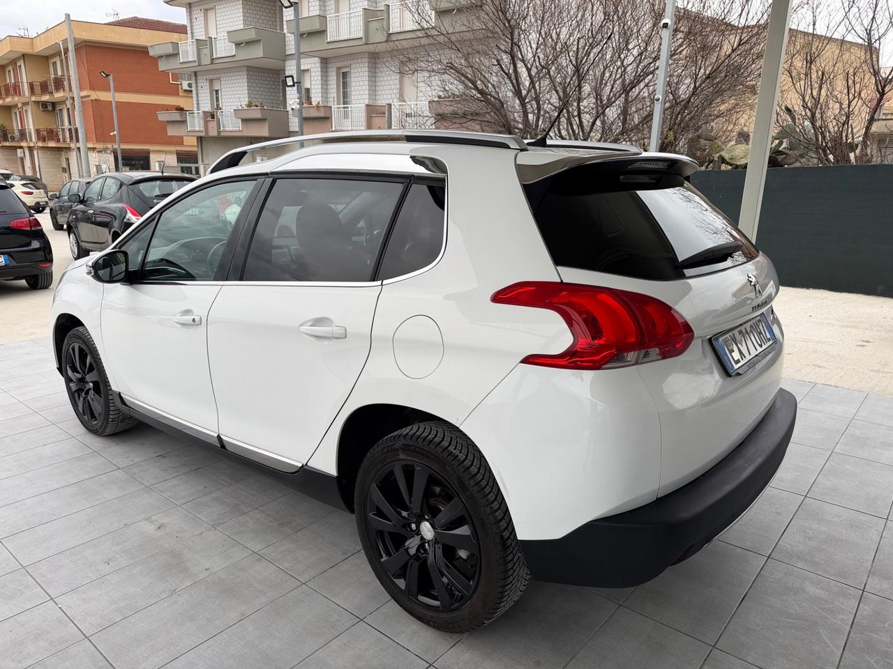 Peugeot 2008 1.6 e-HDi 115 CV Stop&Start Allure