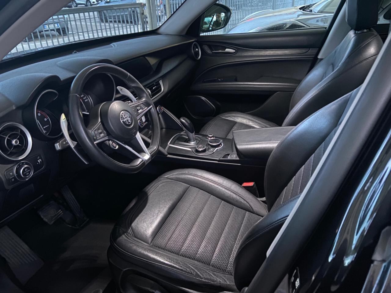 Stelvio 2.2 TD 180CV AT8 RWD Executive