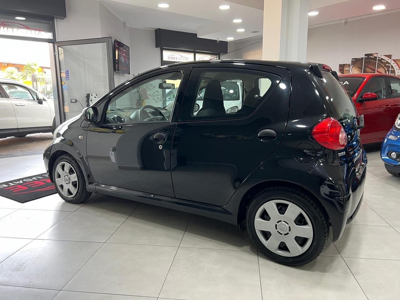 Toyota Aygo 1.0 12V VVT-i 5 porte