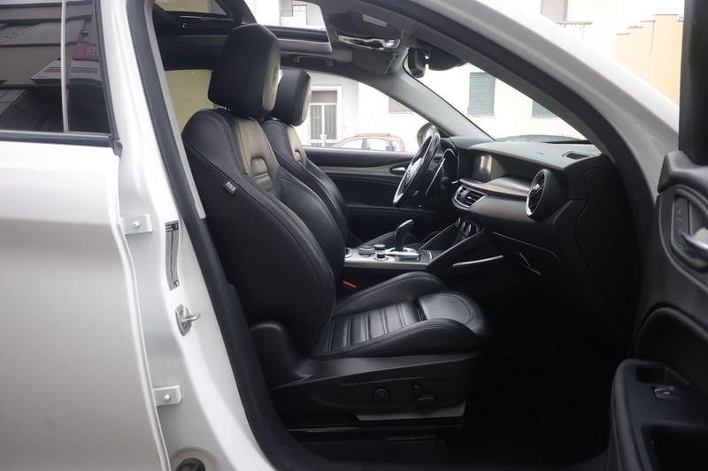 Alfa Romeo Stelvio Alfa Romeo Stelvio 2.2 Turbo Diesel 210CV Veloce AT8 Q4 154KW ANNO 2021