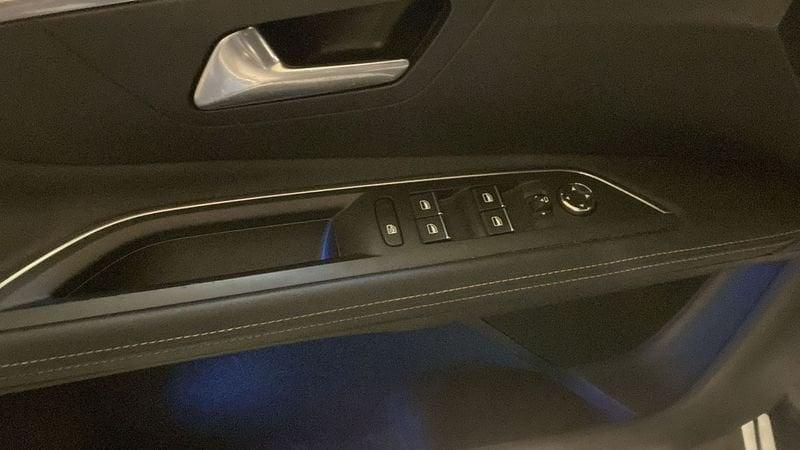 Peugeot 3008 3008 Hybrid 225 e-EAT8 GT Pack