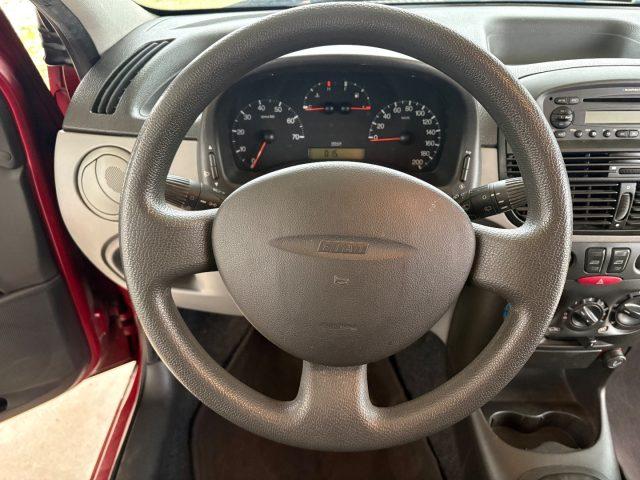 FIAT Punto 1.2i 16V cat 5 porte HLX OK NEOPATENTATI