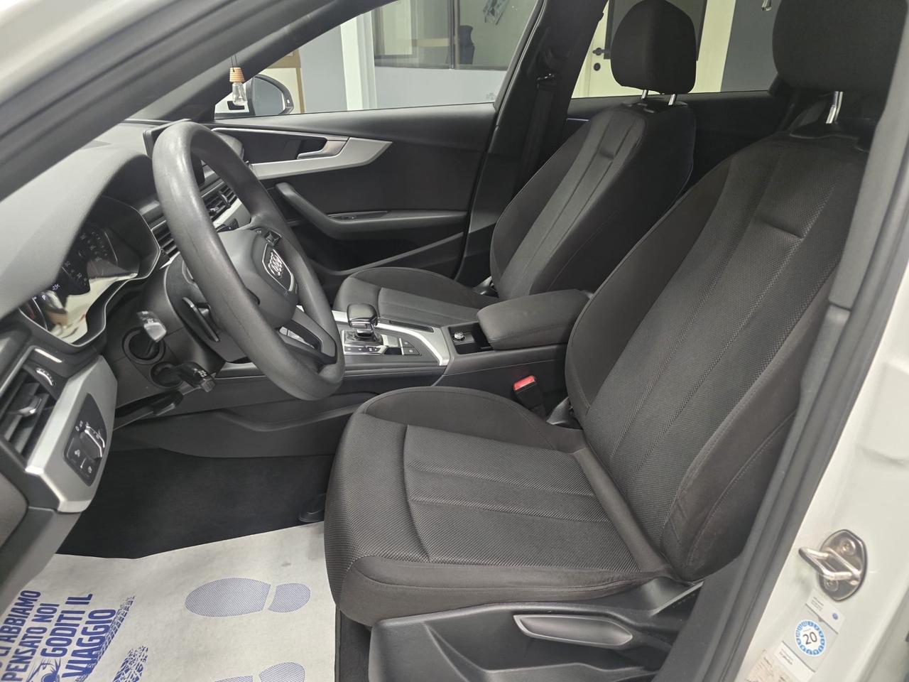 Audi A4 Avant 2.0 TDI 122 CV S tronic Design 2018