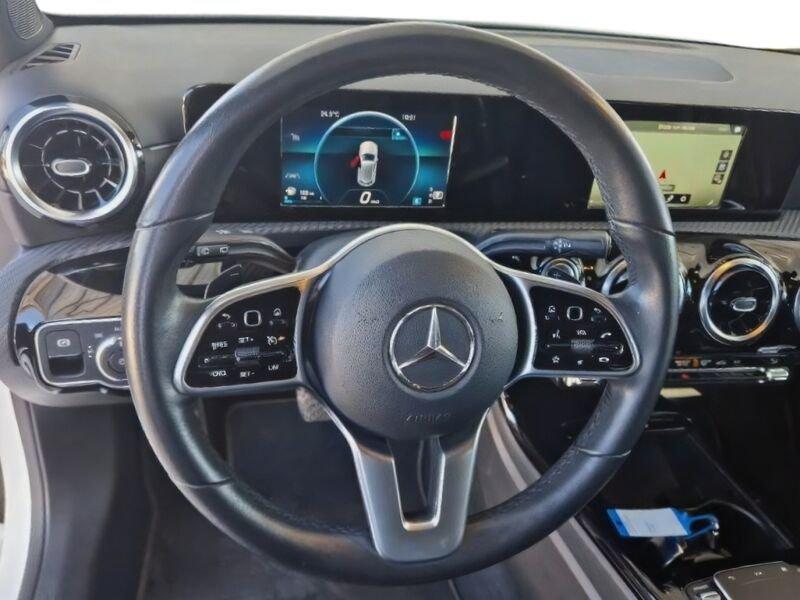 Mercedes-Benz Classe A 180 d 116 CV Automatica NAVI TETTO LED Business Extra