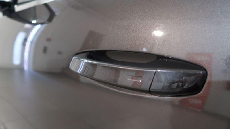 Peugeot 3008 3008 1.2 hybrid Allure 145cv e-dcs6