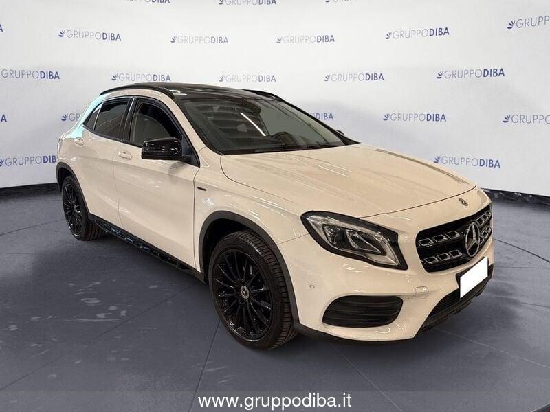 Mercedes-Benz GLA GLA-X156 2017 Diesel 200 d Night Edition auto