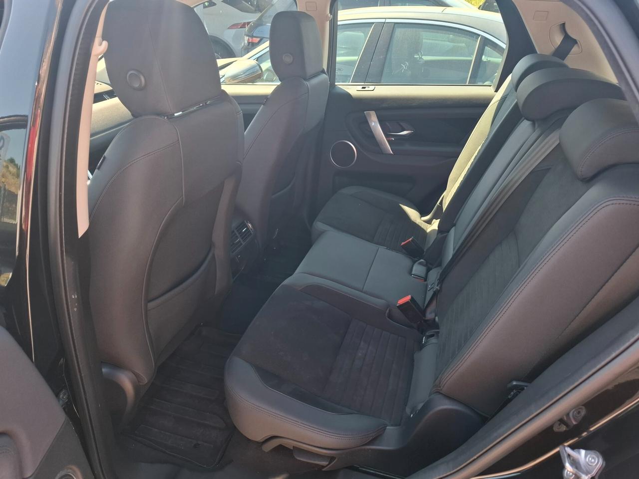 Land Rover Discovery Sport 2.0 TD4 163 CV anno 2021