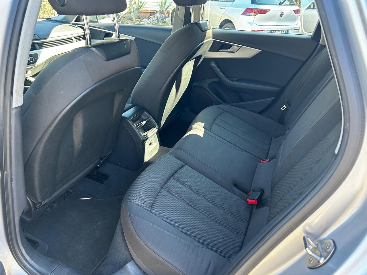 Audi A4 Avant 35 TDI/163 CV S tronic