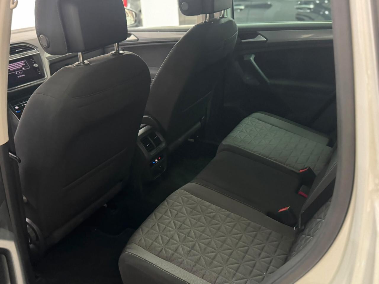 Volkswagen Tiguan 2.0 TDI 150 CV SCR DSG Elegance IVA ESPOSTA