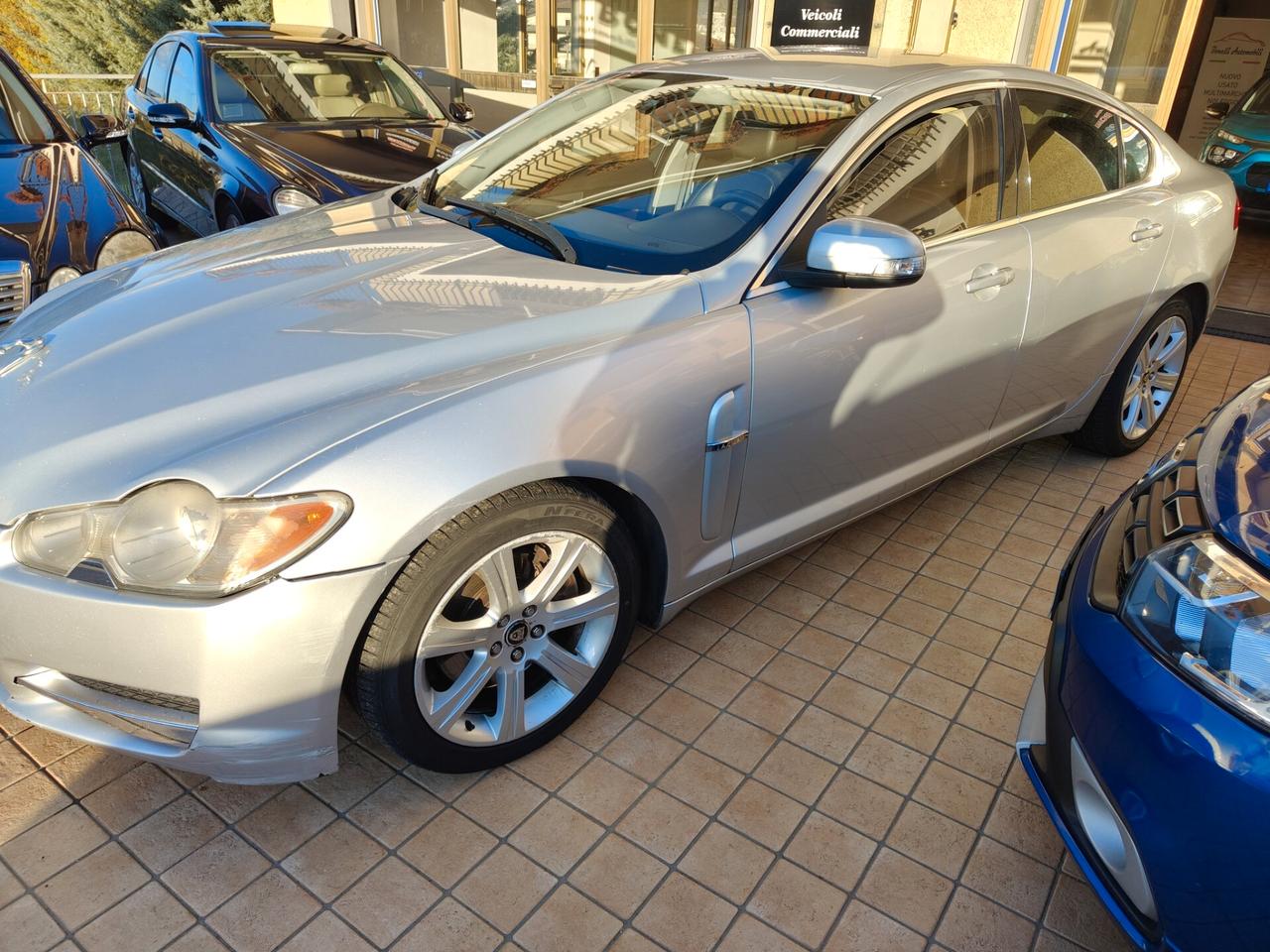 Jaguar XF 3.0 D V6 Luxury