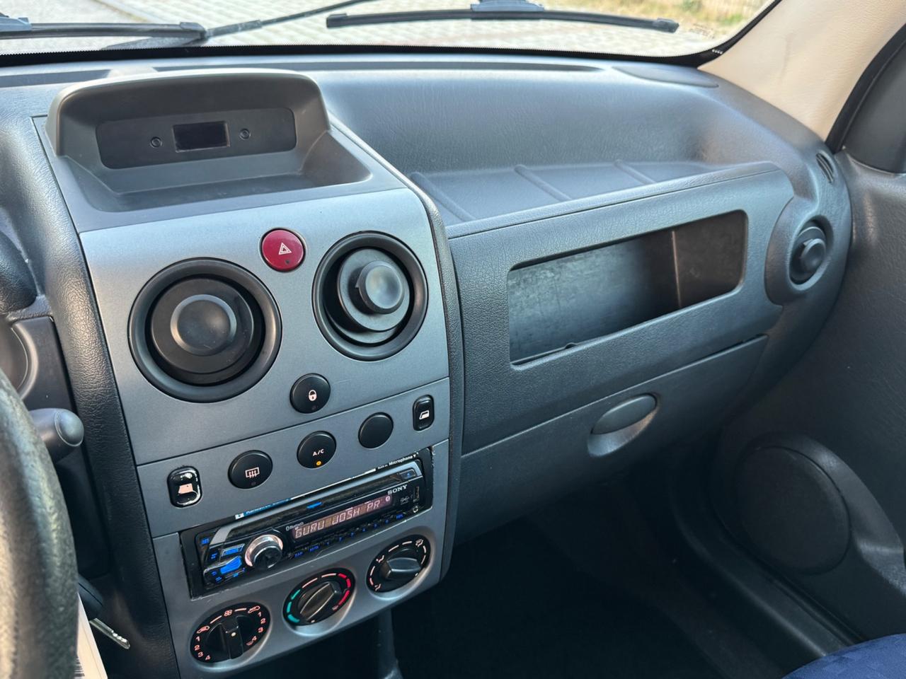 Peugeot Ranch 1.6 16V HDi/90CV cat