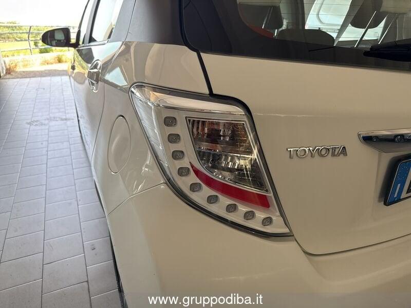 Toyota Yaris III 2011 Benzina 5p 1.0 Trend