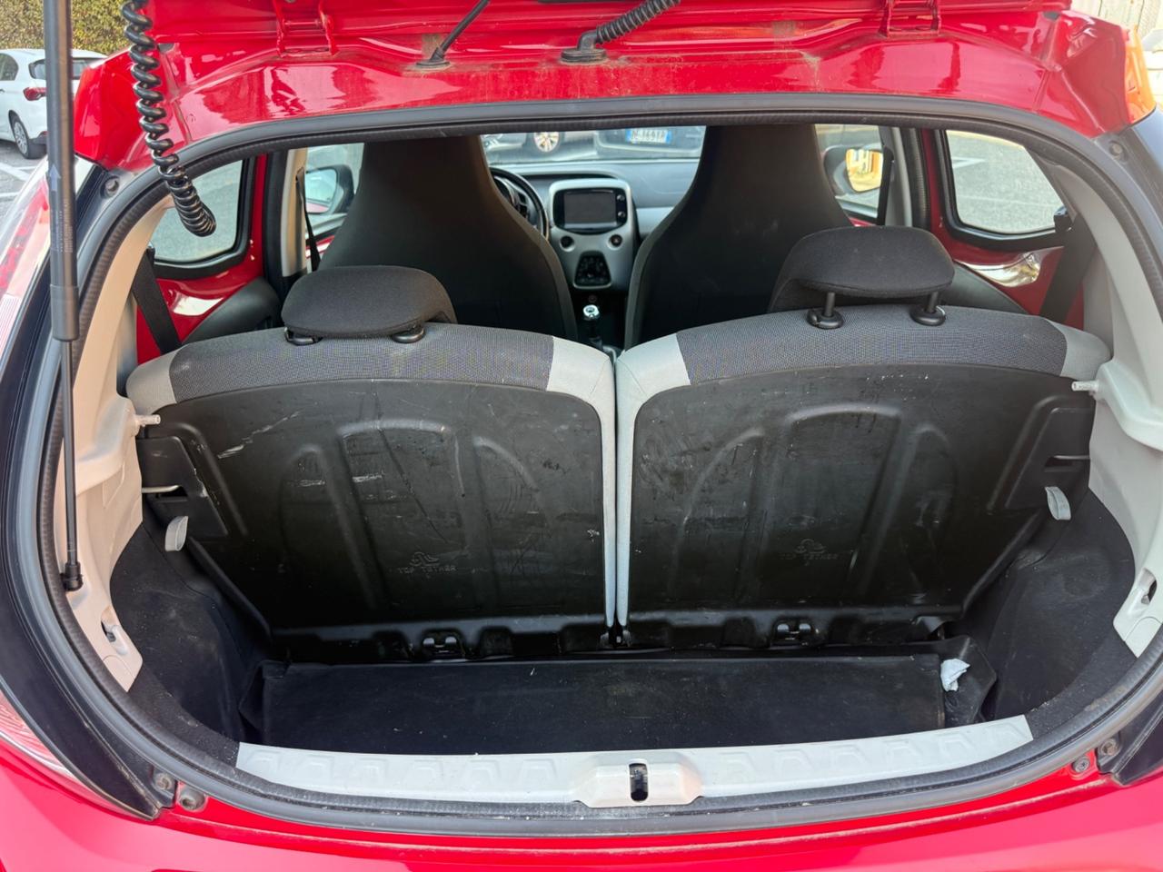 Toyota Aygo 1.0 VVT-i 69 CV 5 porte x-business