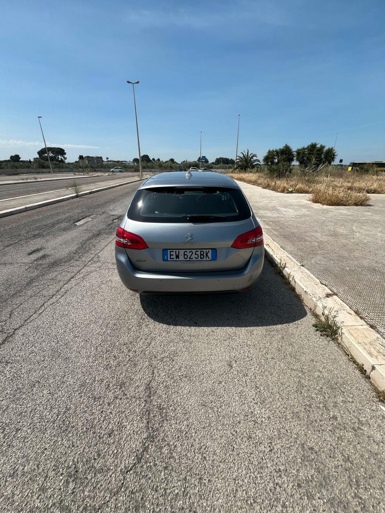 Peugeot 308 1.6 e-HDi 115CV SW Active 2014