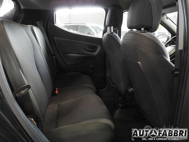 LANCIA - Ypsilon - 1.2 69 CV 5 porte Elefantino