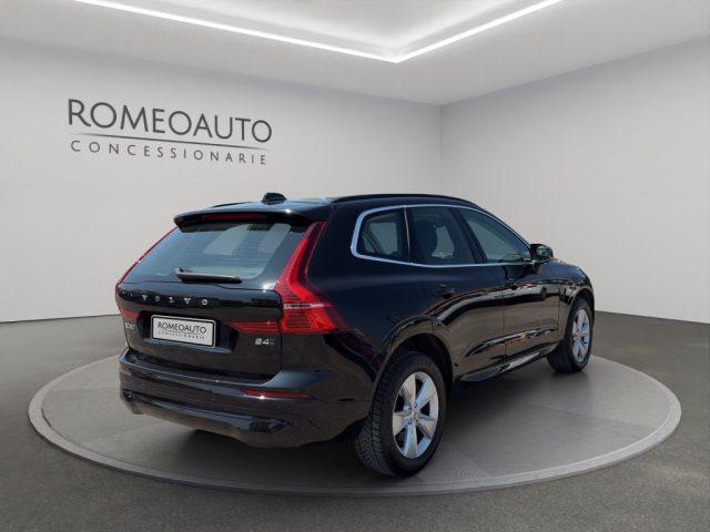 VOLVO XC60 B4 (d) AWD Geartronic Momentum Pro