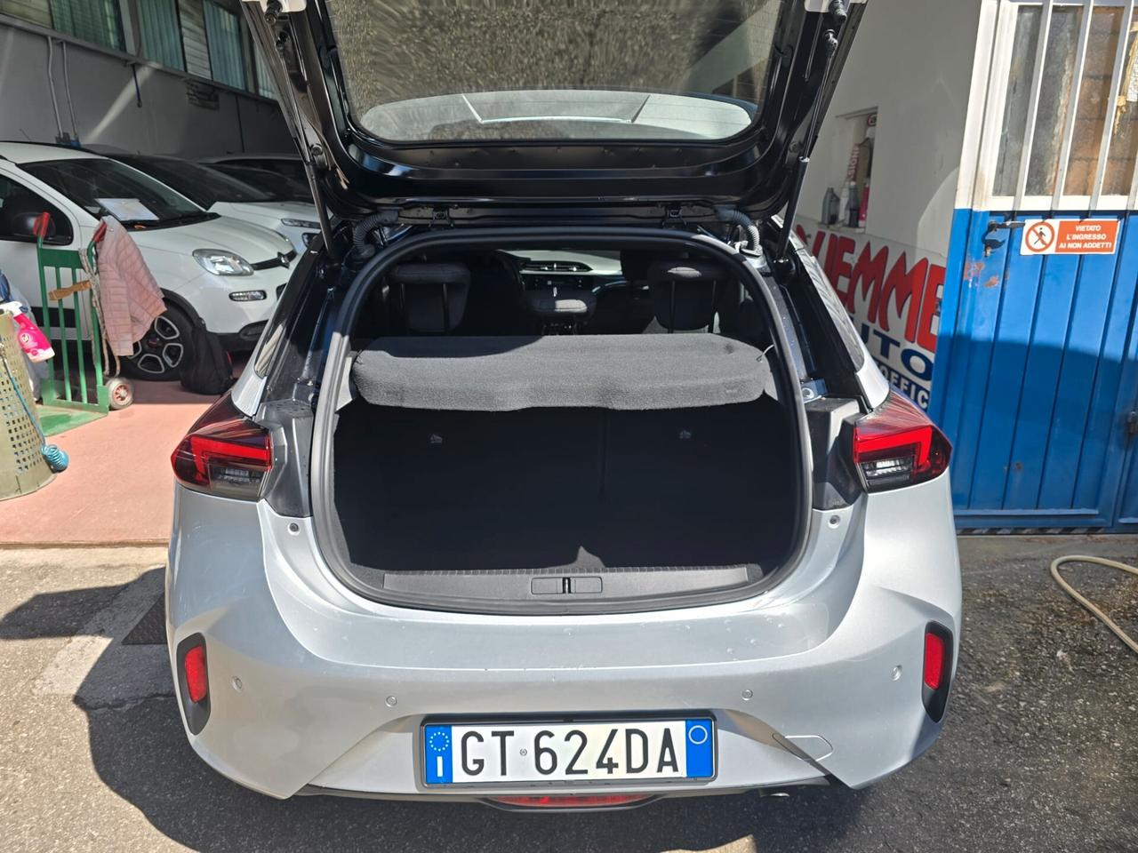 Opel Corsa 1.2 rate da 180