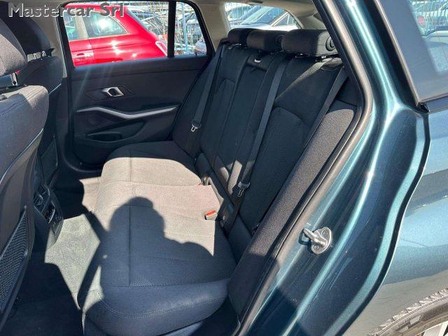 BMW 320 320d Touring xdrive Business Advant. auto -FZ311SE