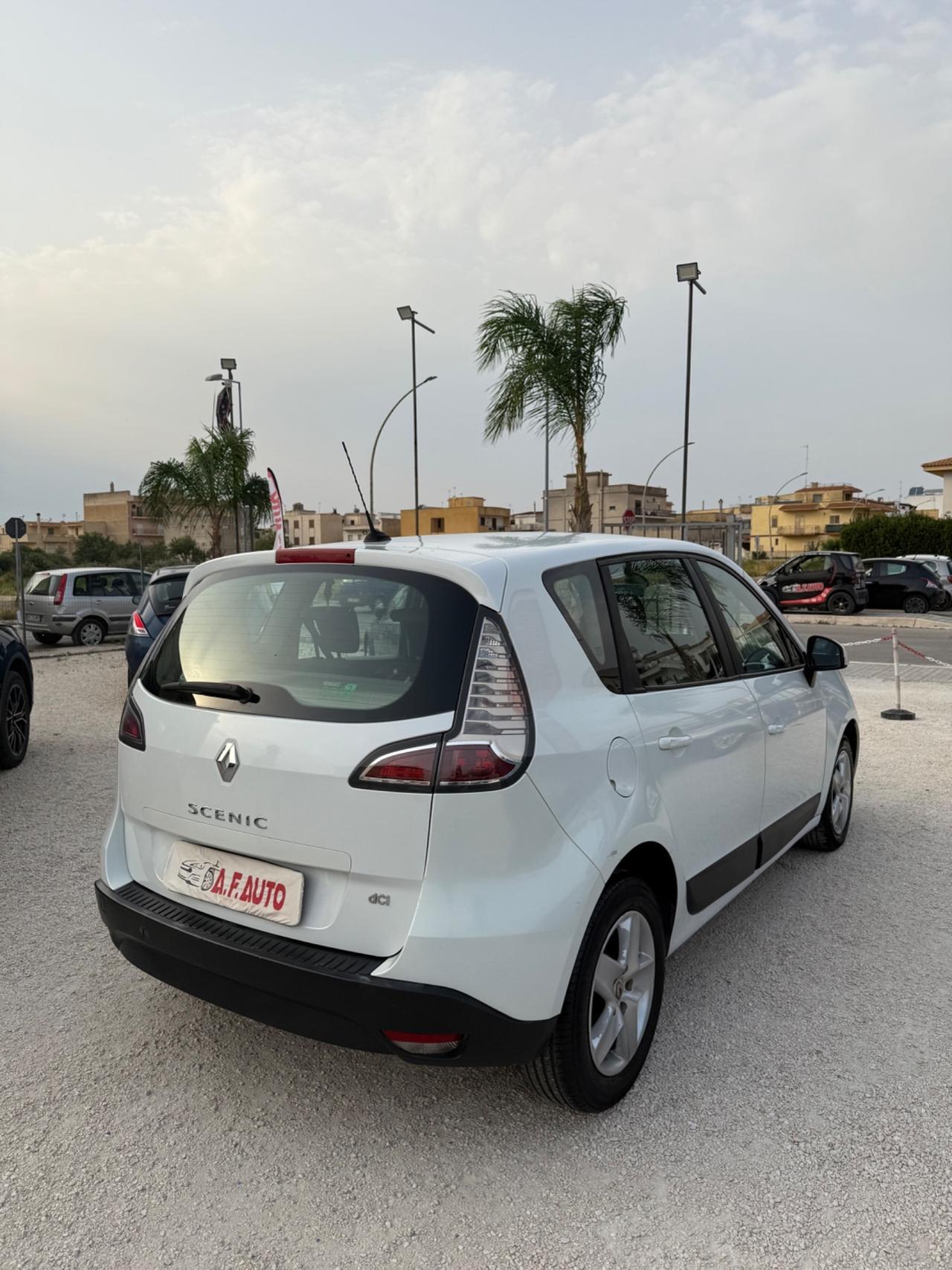 Renault Scenic Scénic X-Mod 1.5 dCi 110CV Luxe