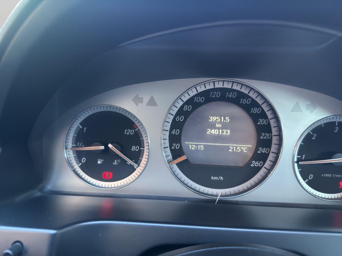 MERCEDES - Classe C - 220 CDI 170CV Avantgarde AMG