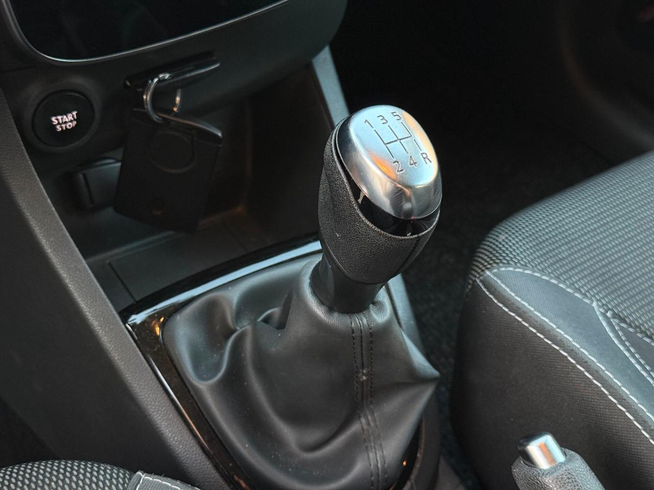 Renault Clio dCi 8V 90CV Start&Stop 5 porte Energy Intens