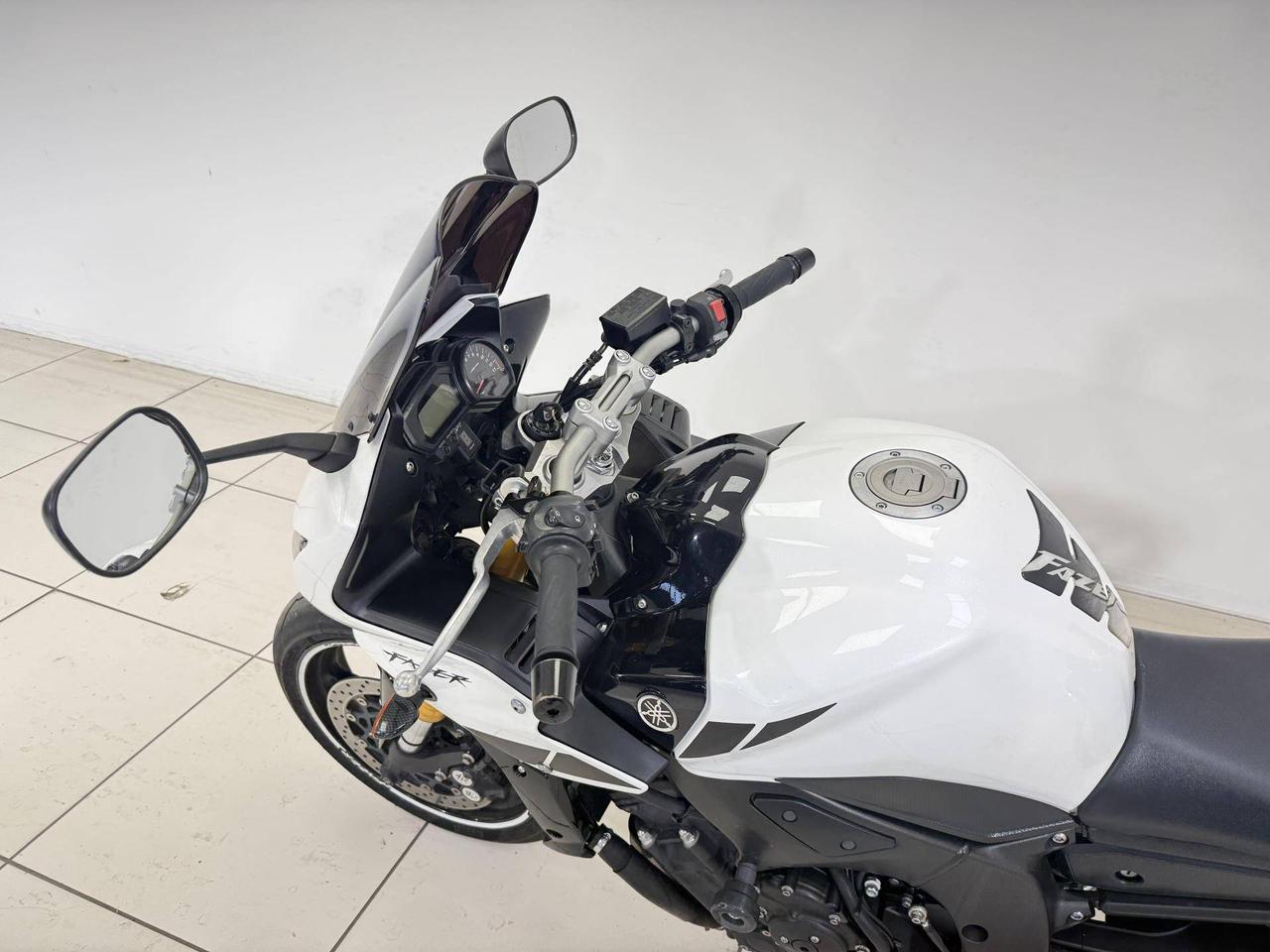 YAMAHA FZ1 1000 Fazer