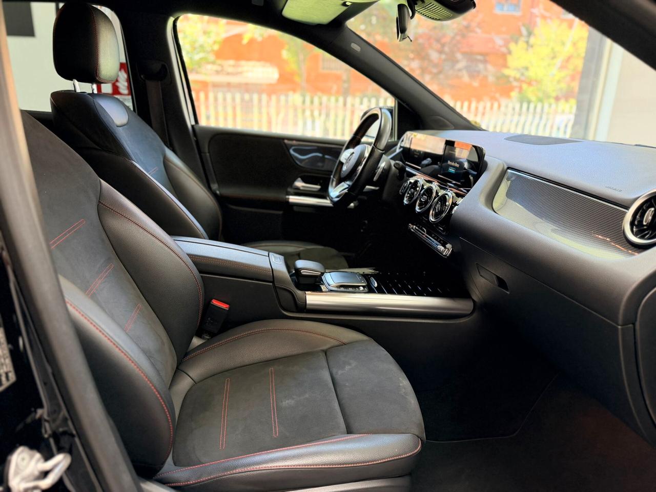 Mercedes Classe B 180 d Premium anno 12/2020 Permute finanziamenti Garanzia