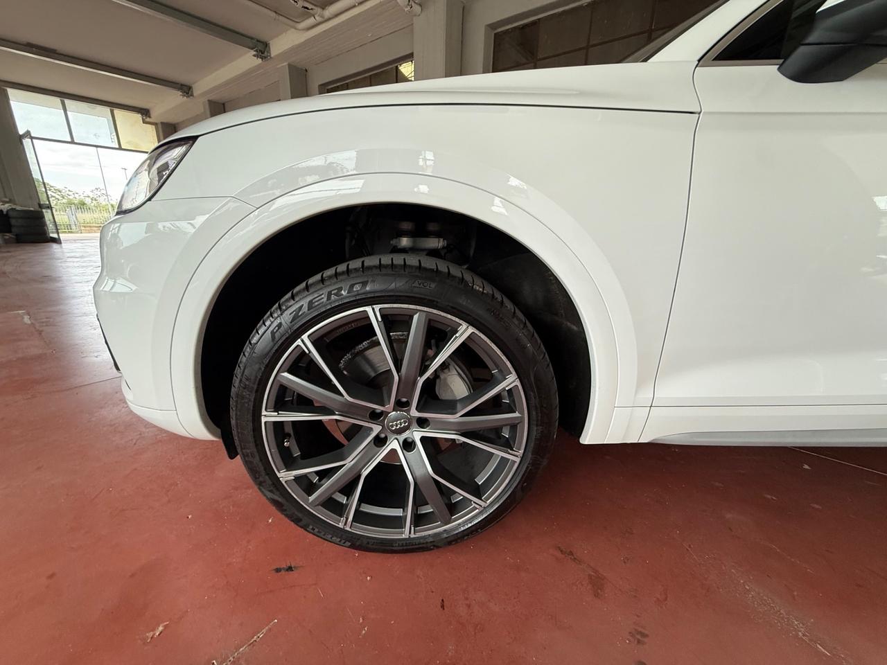 Audi Q5 2.0 TDI 190 CV quattro S tronic line plus solo da Qualitycars Pescara