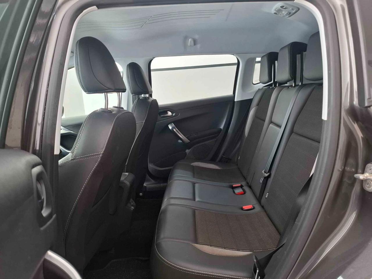 Peugeot 2008 1.6 BlueHDi 120 S&S Allure - 2018